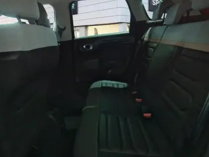 Photo 8 Citroën C3 Aircross  BlueHDi 120ch S&S Shine Pack EAT6