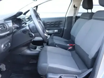 Photo 8 Citroën C3  1.2 PureTech 83ch S&S Feel Pack