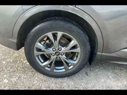 Photo 12 Ford Kuga  2.5 Duratec 190ch FHEV E85 ST-Line BVA