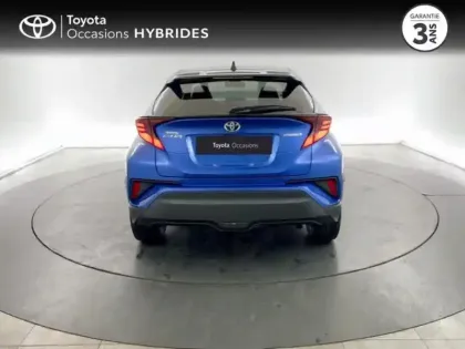 Photo 7 Toyota C-HR  122h Distinctive 2WD E-CVT MY22