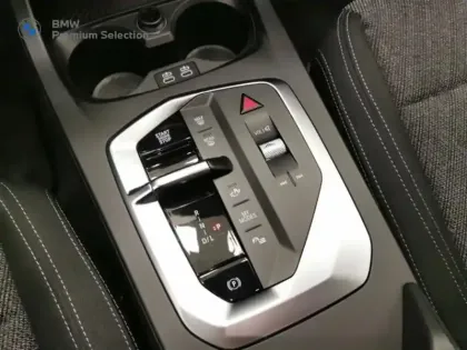 Photo 5 BMW Serie 1 Série 1 120A 170ch M Sport Design DKG7