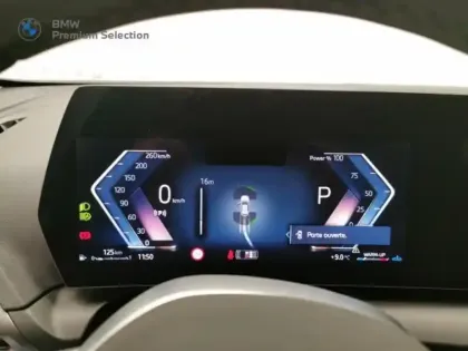 Photo 13 BMW Serie 1 Série 1 120A 170ch M Sport Design DKG7