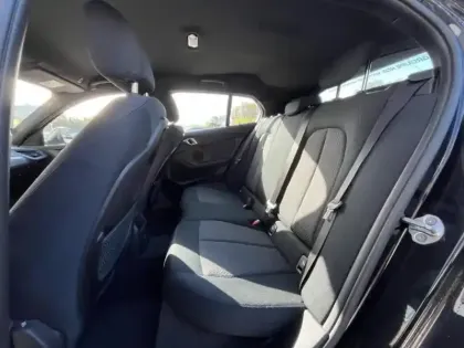 Photo 5 BMW Serie 1 Gén. III (F40) Ph1 Business Design 5