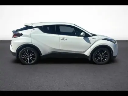 Photo 6 Toyota C-HR  122h Distinctive 2WD E-CVT RC18