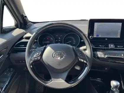 Photo 10 Toyota C-HR  122h Collection 2WD E-CVT MY22