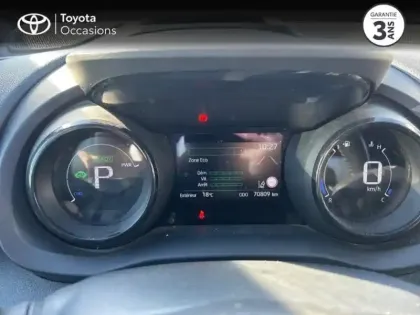 Photo 13 Toyota Yaris  116h Collection 5p