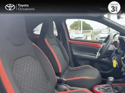 Photo 14 Toyota Aygo  X 1.0 VVT-i 72ch Design S-CVT