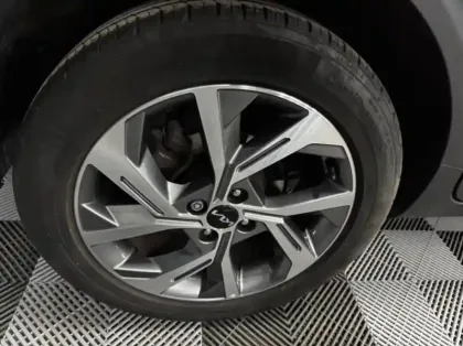 Photo 13 Kia Stonic  1.0 T-GDi 120ch MHEV GT Line iBVM6