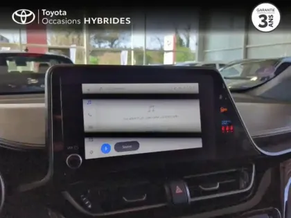 Photo 14 Toyota C-HR  1.8 Hybride 122ch Design Ultimate E-CVT