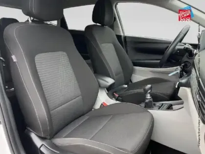 Photo 19 Hyundai I20  1.0 T-GDi 100ch Hybrid Intuitive