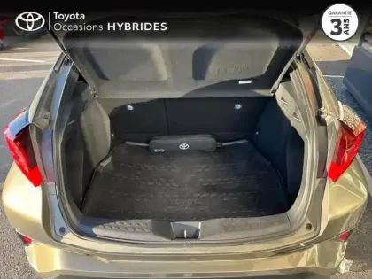 Photo 9 Toyota C-HR  122h Distinctive 2WD E-CVT MY22