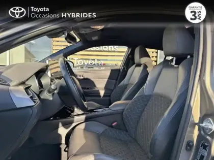 Photo 10 Toyota C-HR  122h Distinctive 2WD E-CVT MY22