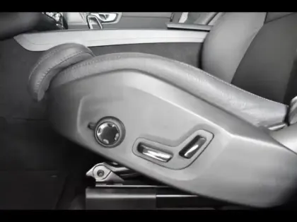 Photo 8 Volvo Xc60  T8 AWD Recharge 310 + 145ch Ultimate Style Chrome Geartronic