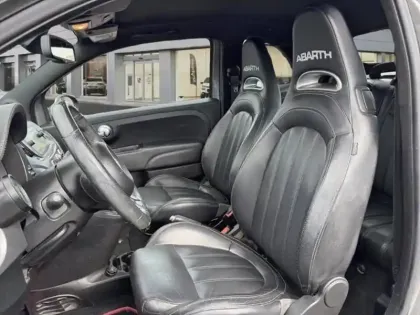 Photo 8 Abarth 500 C 1.4 Turbo T-Jet 165ch 595 Turismo