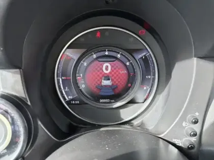 Photo 13 Abarth 500 C 1.4 Turbo T-Jet 165ch 595 Turismo