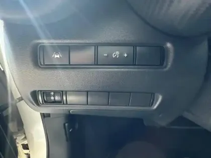 Photo 13 Nissan Juke  1.6 Hybrid 143ch N-Connecta 2023