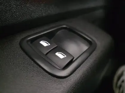 Photo 12 Citroën C3  1.2 PureTech 83ch S&S Feel Pack