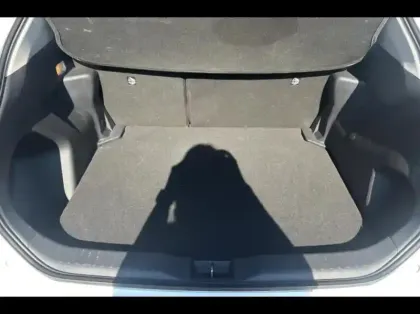 Photo 8 Toyota Yaris  Cross 116h Dynamic MC24