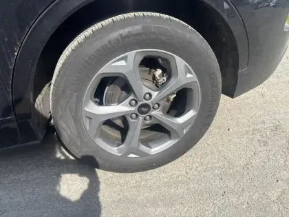 Photo 12 Ford Kuga  2.5 Duratec 180ch Hybrid FlexiFuel ST-Line Powershift