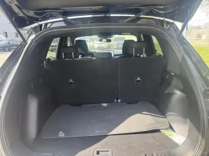 Photo 11 Ford Kuga  2.5 Duratec 180ch Hybrid FlexiFuel ST-Line Powershift