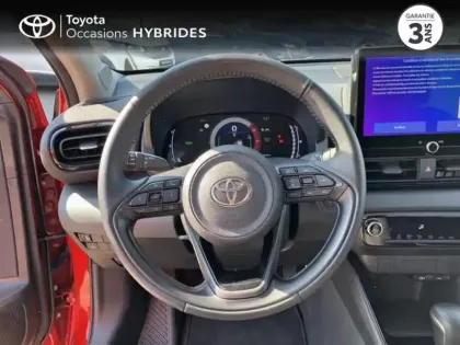 Photo 10 Toyota Yaris  116h Design 5p MC24