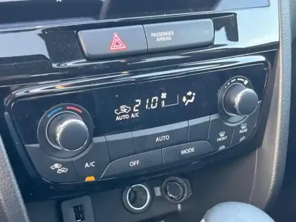 Photo 14 Suzuki Vitara  1.4 Boosterjet Hybrid 110ch Style Auto MY25