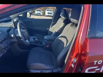 Photo 9 Toyota C-HR + 224ch 77kWh Design Grande Autonomie