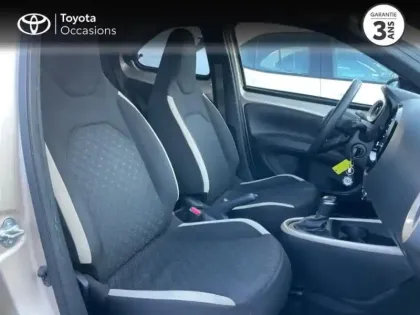 Photo 5 Toyota Aygo  X 1.0 VVT-i 72ch Design S-CVT