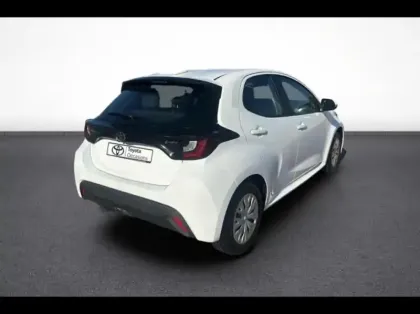 Photo 5 Toyota Yaris  116h Dynamic 5p MC24