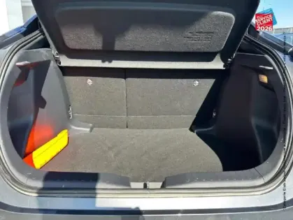 Photo 13 Toyota C-HR  1.8 Hybride 140ch Design MY25