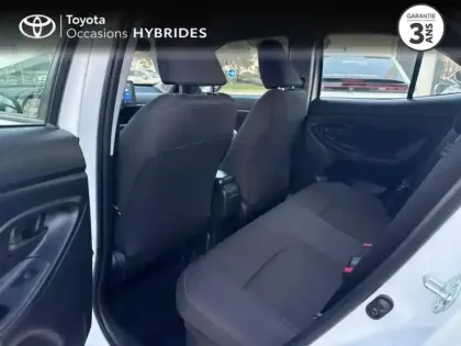 Photo 11 Toyota Yaris  116h Dynamic 5p MC24
