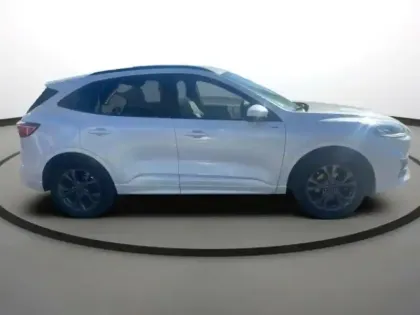 Photo 6 Ford Kuga Gén. III Ph1 ST-Line Business 5