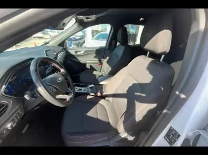 Photo 9 Ford Kuga Gén. III Ph1 ST-Line Business 5