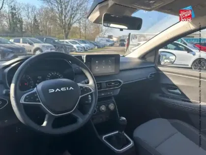 Photo 14 Dacia Sandero  1.0 ECO-G 100ch Stepway Extreme -24