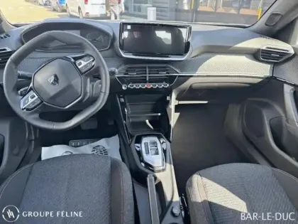 Photo 7 Peugeot 2008  1.2 Hybrid 145ch Style e-DCS6