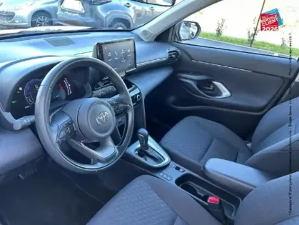 Photo 14 Toyota Yaris  Cross 116h Dynamic MC24