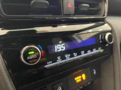 Photo 11 Toyota Yaris  Cross 130h Design AWD-i MC24