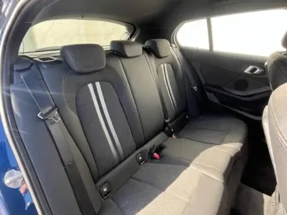 Photo 8 BMW Serie 1 Gén. III (F40) Ph1 Business Design 5