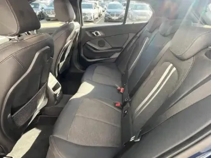 Photo 7 BMW Serie 1 Gén. III (F40) Ph1 Business Design 5