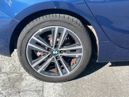 Photo 10 BMW Serie 1 Gén. III (F40) Ph1 Business Design 5