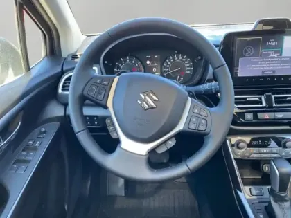 Photo 12 Suzuki S-Cross Gén. II Ph1 Evo Style 5