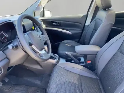 Photo 9 Suzuki S-Cross Gén. II Ph1 Evo Style 5