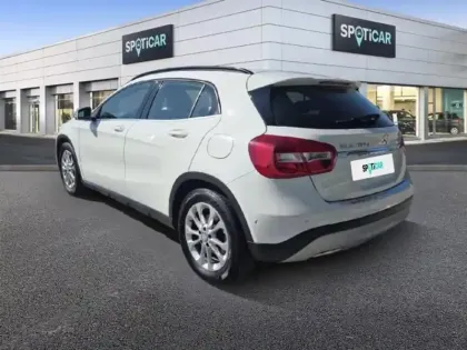 Photo 6 Mercedes GLA  180 d Intuition