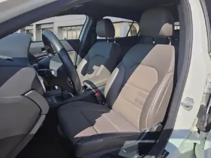 Photo 9 Mercedes GLA  180 d Intuition