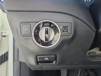 Photo 14 Mercedes GLA  180 d Intuition