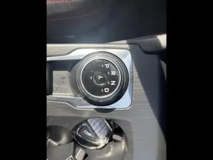 Photo 8 Ford Kuga  2.5 Duratec 180ch Hybrid FlexiFuel ST-Line Powershift