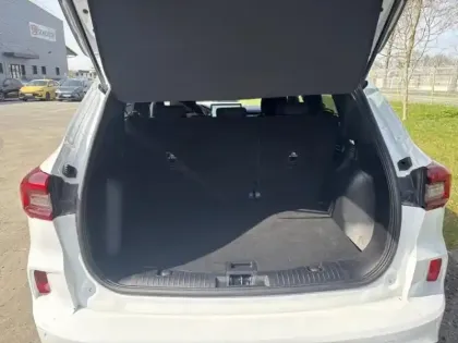 Photo 11 Ford Kuga  2.5 Duratec 180ch Hybrid FlexiFuel ST-Line Powershift