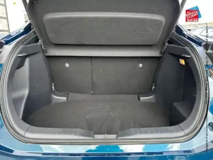 Photo 13 Toyota C-HR  2.0 Hybride 200ch Design NG23