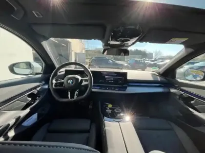 Photo 10 BMW Serie 5 Série 5 Touring 540dA 303ch M Sport xDrive