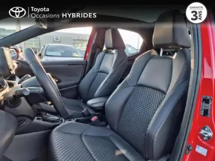 Photo 10 Toyota Yaris  116h Première 5p